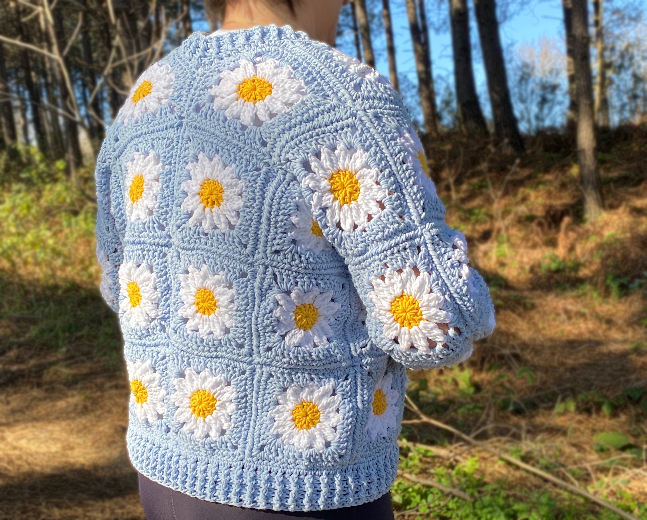 Crochet Daisy Flower Cardigan