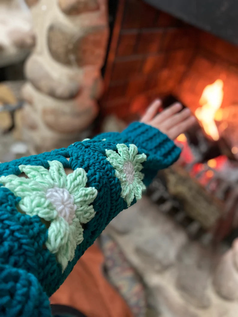 Crochet Daisy Cardigan in Gorgeous Hues!