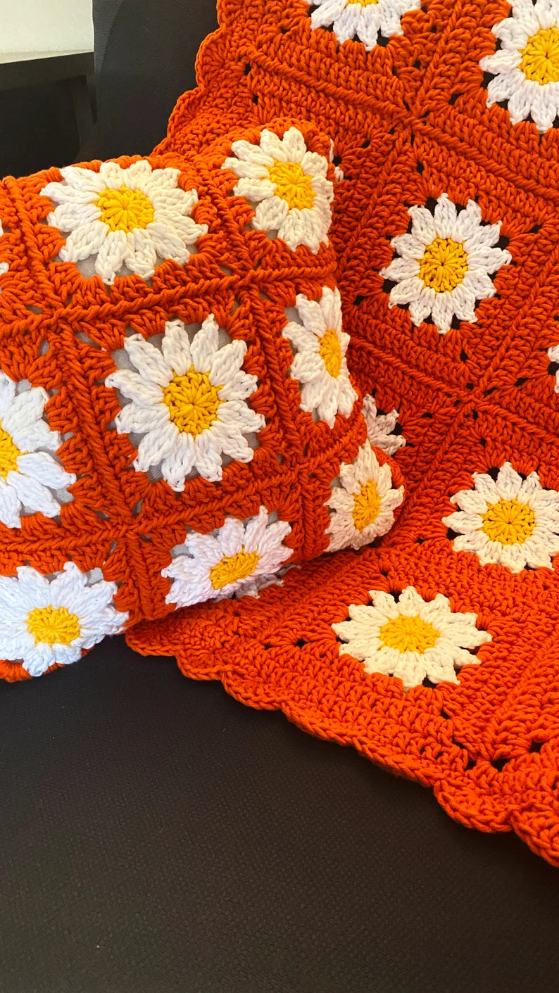 Cozy Daisy Flower Pillow & Sofa Throw