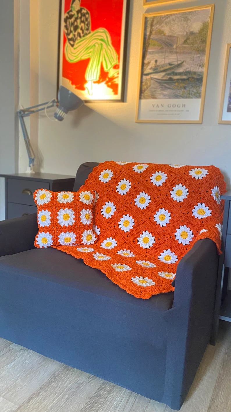 Cozy Daisy Flower Pillow & Sofa Throw
