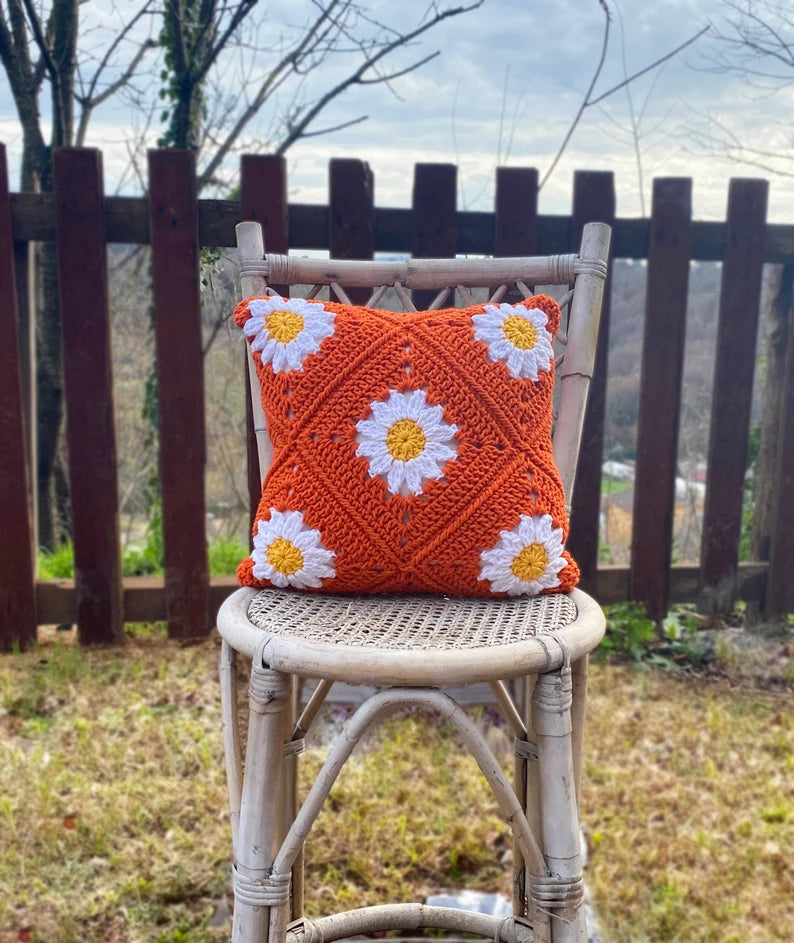 Cozy Daisy Flower Pillow & Sofa Throw