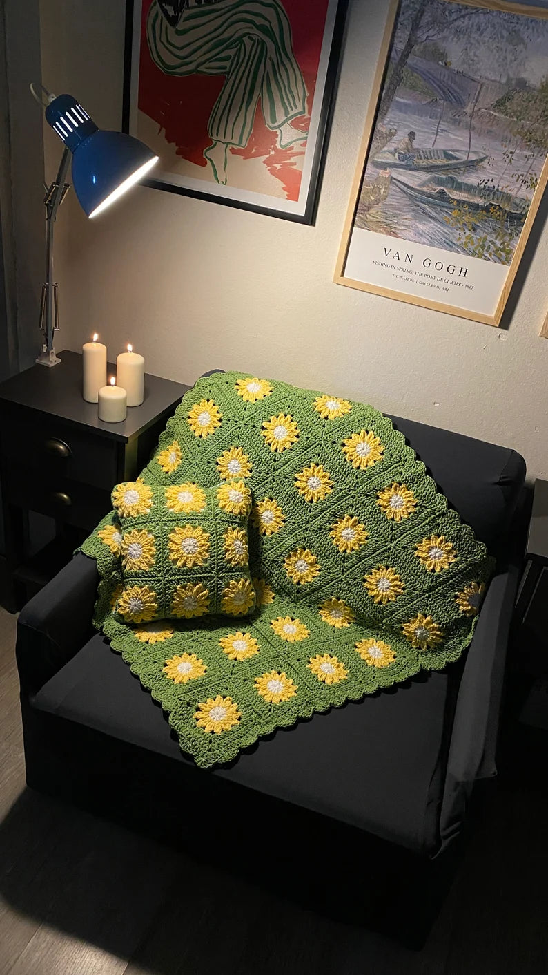 Dreamy Daisy Flower Pillow & Sofa Throw