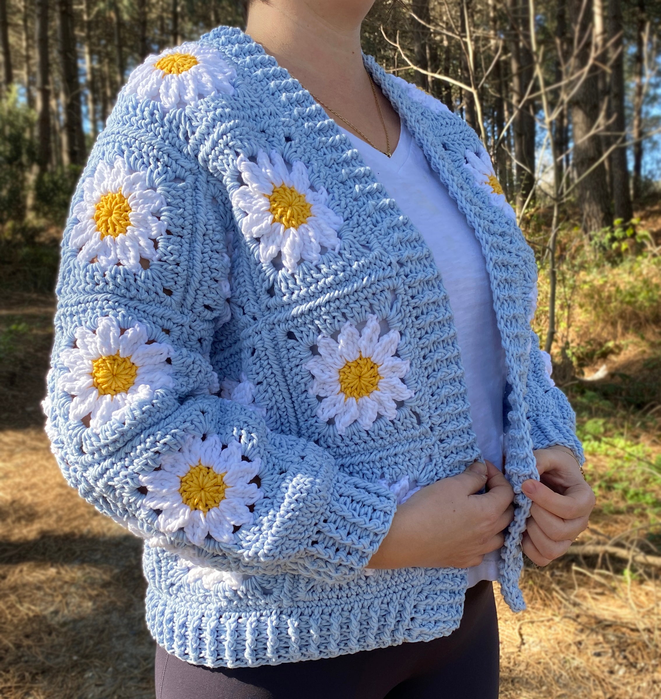 Crochet Daisy Flower Cardigan